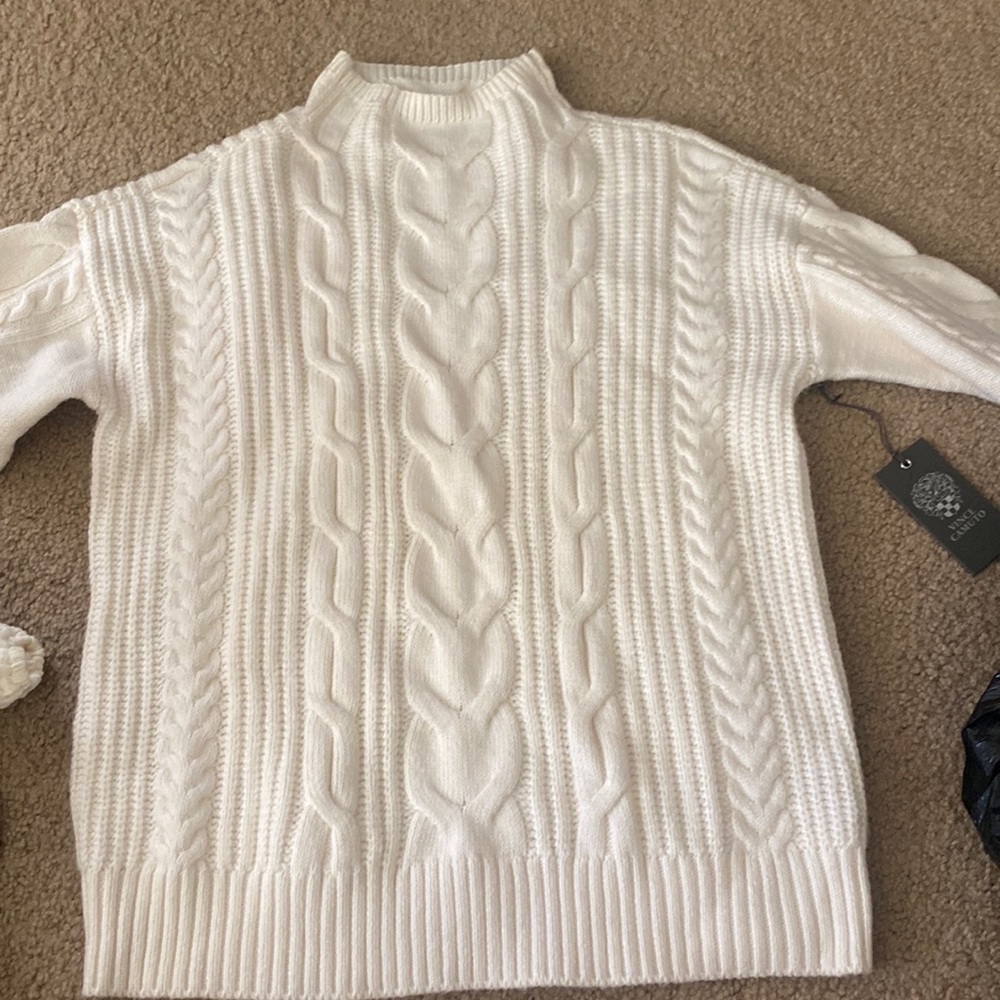 Vince Camuto Sweater